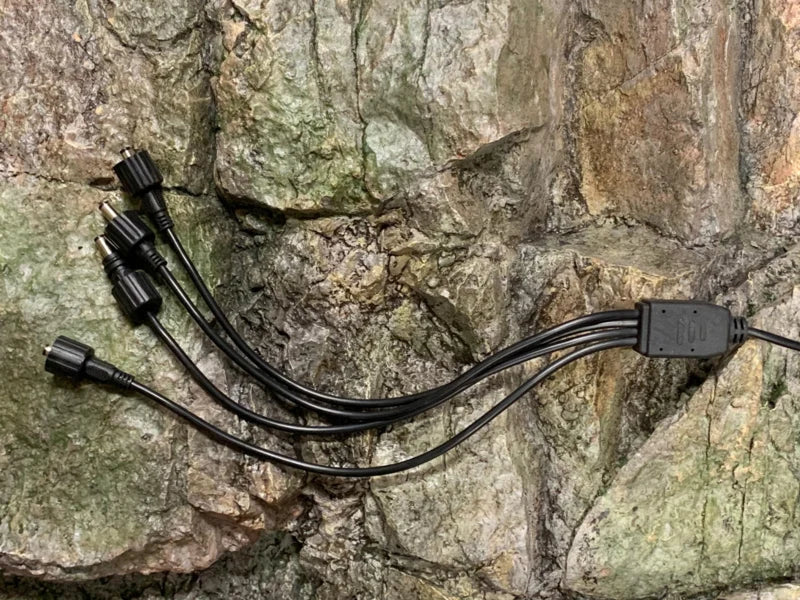 Splitter cable 1 --> 4